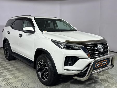 2021-Toyota-Fortuner-28-GD-6-Raised-Body-Auto_15