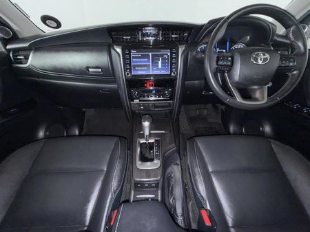 2021-Toyota-Fortuner-28-GD-6-Raised-Body-Auto_1