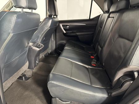2021-Toyota-Fortuner-28-GD-6-Raised-Body-Auto_3