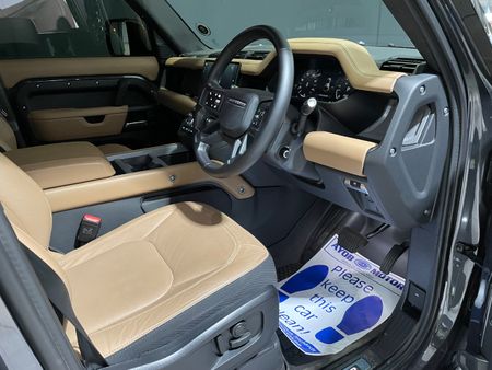 2025-Land-Rover-Defender-110-D350-X-Dynamic-HSE_7