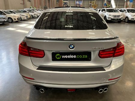 2014-BMW-3-Series-320i-Modern-Auto_3