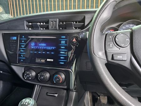 2021-Toyota-Corolla-Quest-18-Plus_12