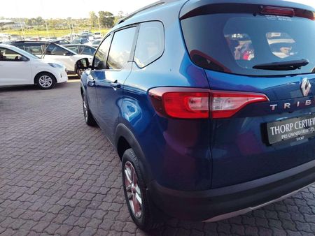 2023-Renault-Triber-10-Intens_4
