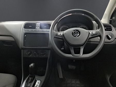 2025-Volkswagen-Polo-Vivo-16-Life_10
