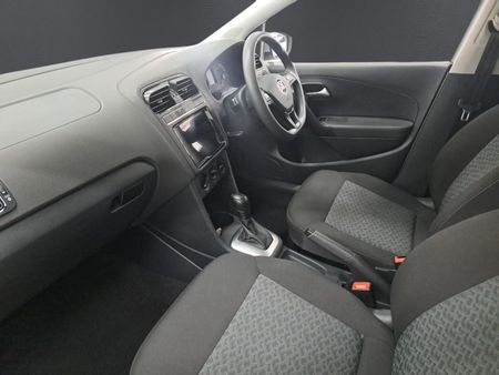 2025-Volkswagen-Polo-Vivo-16-Life_14