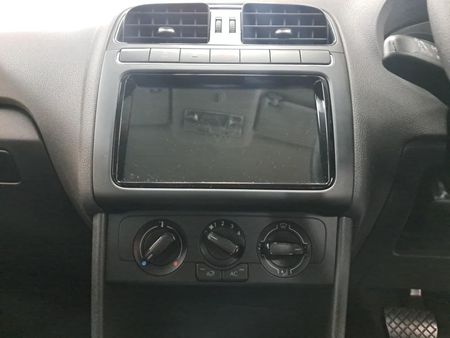 2025-Volkswagen-Polo-Vivo-16-Life_17