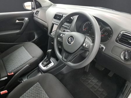 2025-Volkswagen-Polo-Vivo-16-Life_8