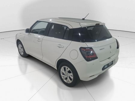 2025-Suzuki-Swift-12-GL_2