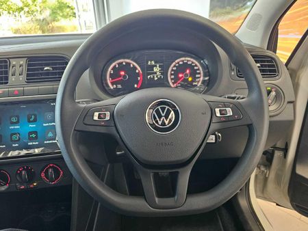 2026-Volkswagen-Polo-Vivo-14_16