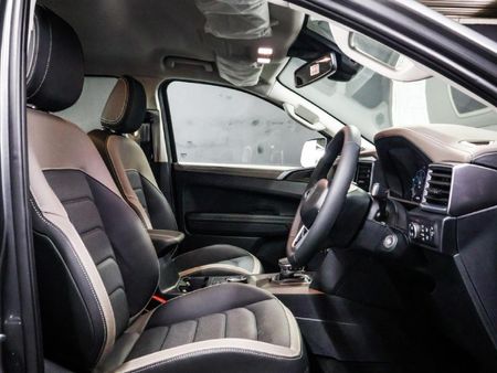 2026-Volkswagen-Amarok-30-TDI-V6-184kW-4Motion-Style-Auto-Double-Cab_17