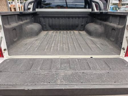 2023-Isuzu-D-Max-19-DDI-HR-L-Double-Cab_15