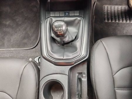 2023-Isuzu-D-Max-19-DDI-HR-L-Double-Cab_8