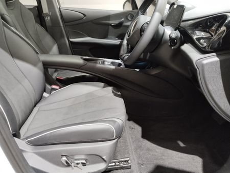 2026-BYD-Dolphin-Extended_23