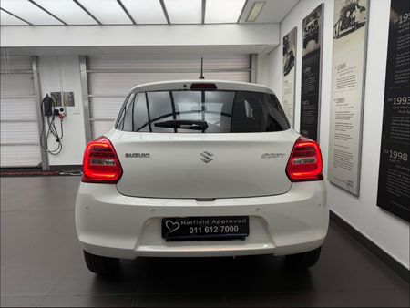 2022-Suzuki-Swift-12-GL-Auto_5