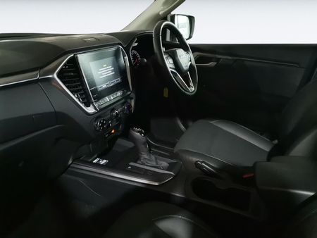 2026-Isuzu-D-Max-30-DDI-LS-4x4-Auto-Double-Cab_18