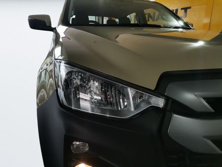 2026-Isuzu-D-Max-30-DDI-LS-4x4-Auto-Double-Cab_8