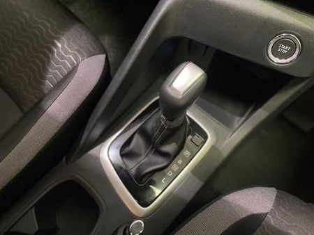 2026-Nissan-Magnite-10T-Acenta-Auto_13
