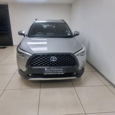 2021-Toyota-Corolla-Cross-18-XS-Hybrid_1