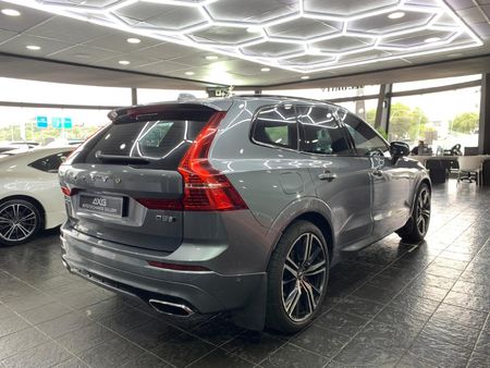 2020-Volvo-XC60-D5-R-Design-Auto-AWD_4