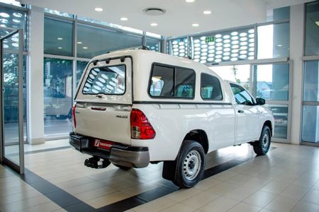 2025-Toyota-Hilux-24-GD-6-Raised-Body-SR-Single-Cab_2
