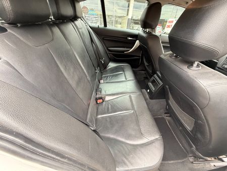 2013-BMW-1-Series-116i-5-dr-Auto_2