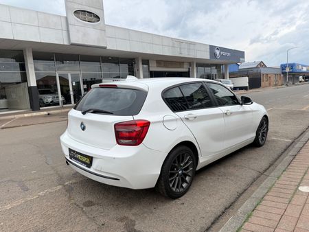 2013-BMW-1-Series-116i-5-dr-Auto_6