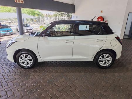 2026-Suzuki-Swift-12-GL_6