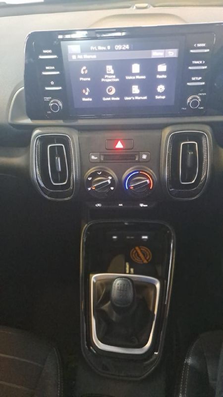 2026-Kia-Sonet-15-LS-Auto_24