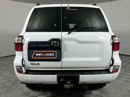 2019-Toyota-Land-Cruiser-200-45-D-V8-GX-Auto_12