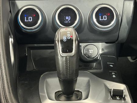 2018-Jaguar-E-Pace-D150-20D-110kW_9