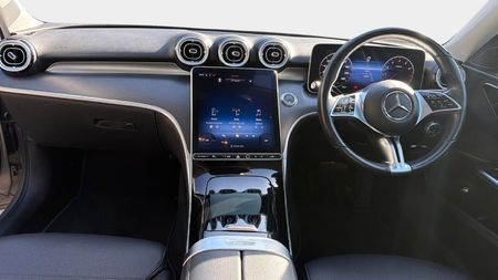 2023-Mercedes-Benz-C-Class-C-220d-Auto_10