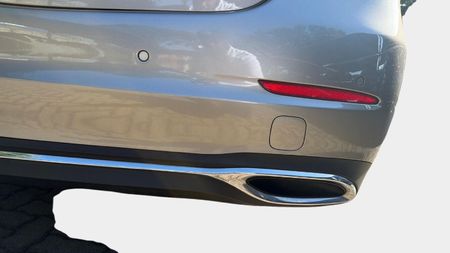 2023-Mercedes-Benz-C-Class-C-220d-Auto_16