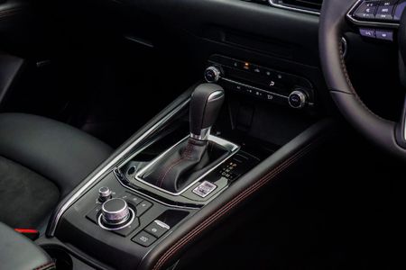 2026-Mazda-CX-5-20-Carbon-Edition-Auto_16