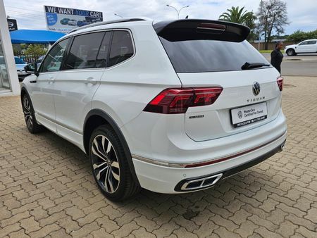 2026-Volkswagen-Tiguan-Allspace-14-TSI-R-Line-DSG-Auto_3