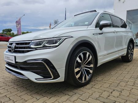 2026-Volkswagen-Tiguan-Allspace-14-TSI-R-Line-DSG-Auto_4