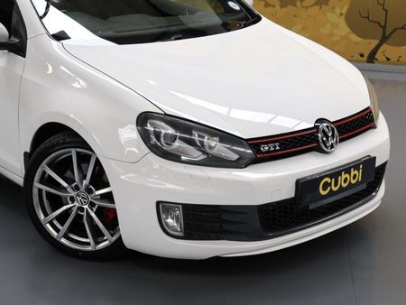 2012-Volkswagen-Golf-VI-GTI-20-TSI-Auto_1