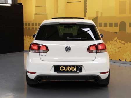 2012-Volkswagen-Golf-VI-GTI-20-TSI-Auto_5