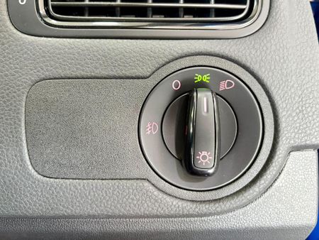 2026-Volkswagen-Polo-Vivo-14-Life_12