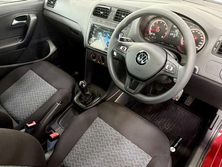 2026-Volkswagen-Polo-Vivo-14-Life_2