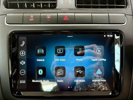 2026-Volkswagen-Polo-Vivo-14-Life_5