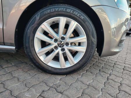 2022-Volkswagen-Polo-Vivo-14-Comfortline-5-dr_15