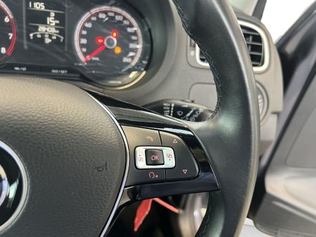 2025-Volkswagen-Polo-Vivo-16-Style_18