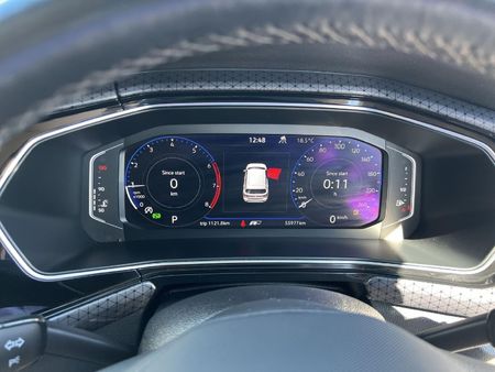 2022-Volkswagen-T-Cross-15-TSI-R-Line-Auto_12