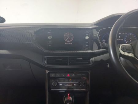 2021-Volkswagen-T-Cross-15-TSI-R-Line-Auto_9