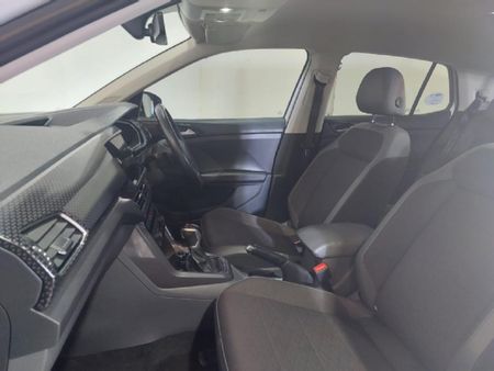 2021-Volkswagen-T-Cross-15-TSI-R-Line-Auto_11