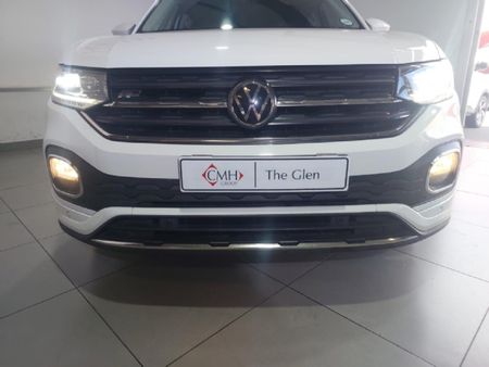 2021-Volkswagen-T-Cross-15-TSI-R-Line-Auto_1