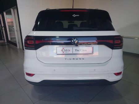 2021-Volkswagen-T-Cross-15-TSI-R-Line-Auto_4
