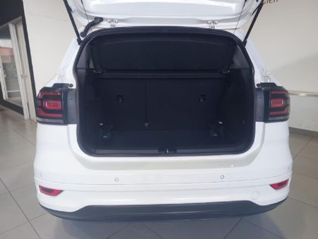 2021-Volkswagen-T-Cross-15-TSI-R-Line-Auto_5