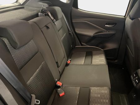 2026-Nissan-Magnite-10T-Acenta-Auto_8