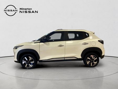 2026-Nissan-Magnite-10T-Acenta-Auto_5